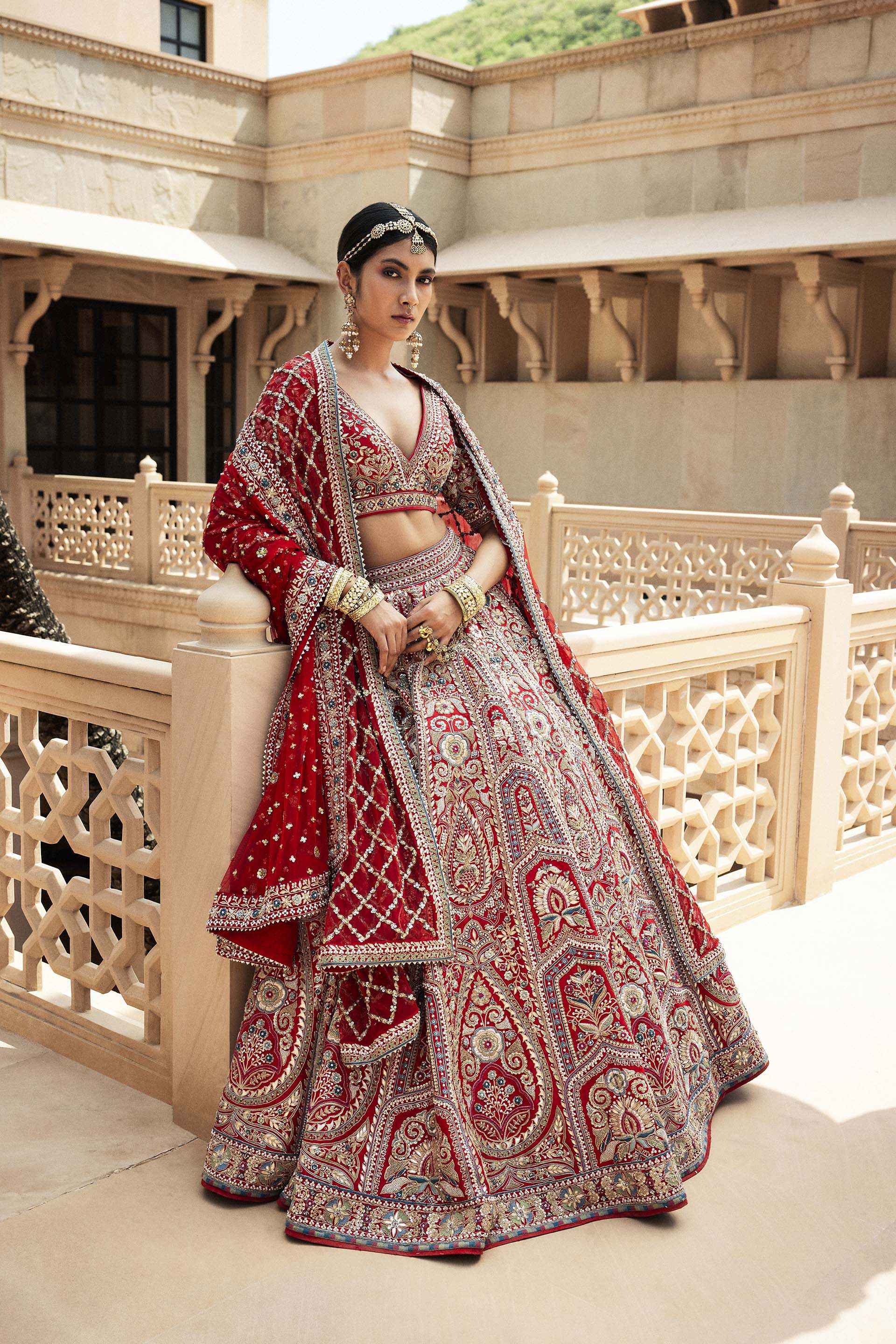 Neha Kakkar Anita Dongre Lehenga From Sangeet Costs Rs 3,22,000 - How  Stunning She Looks in Pink