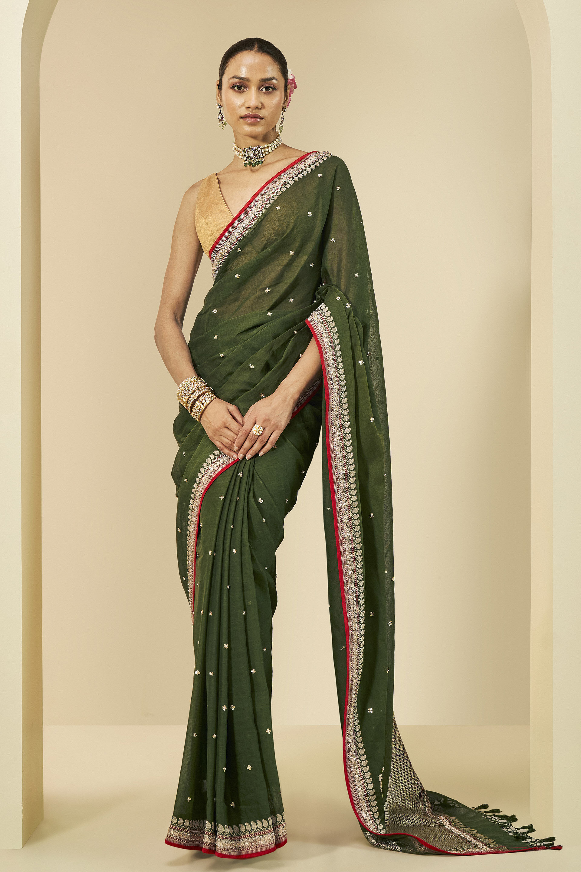 Patteda Anchu Handloom Mark Certified Pure Cotton Saree Green Colour with  Contrast Border and Running Blouse-Indiehaat – Indiehaat.com