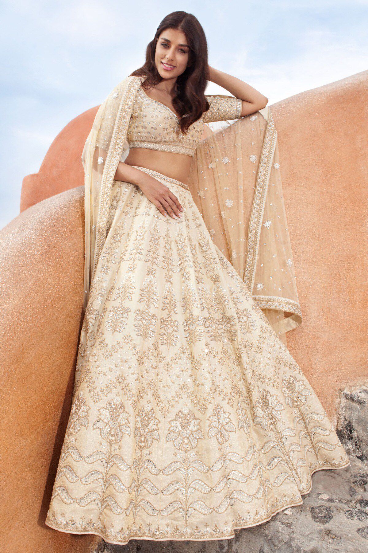 Luxury Indian Wedding Lehenga Online Shopping for Brides & Bridesmaids –  Sunasa