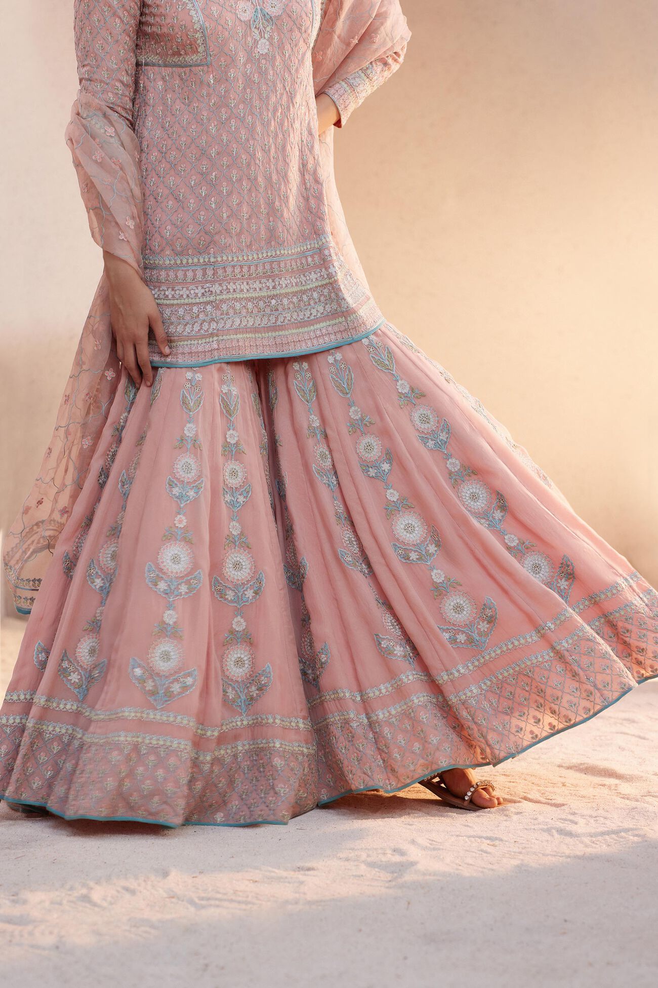 Ashreen Aari Embroidered Suit Set - Blush