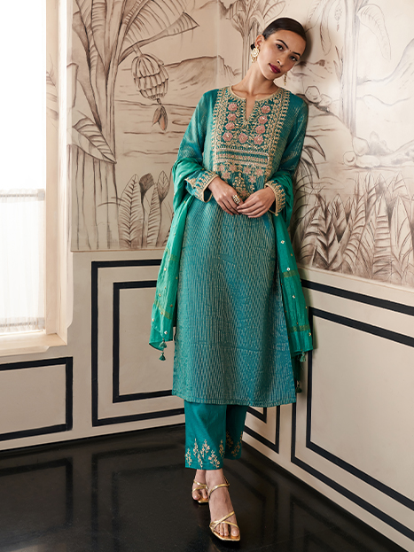 anita dongre suit designs