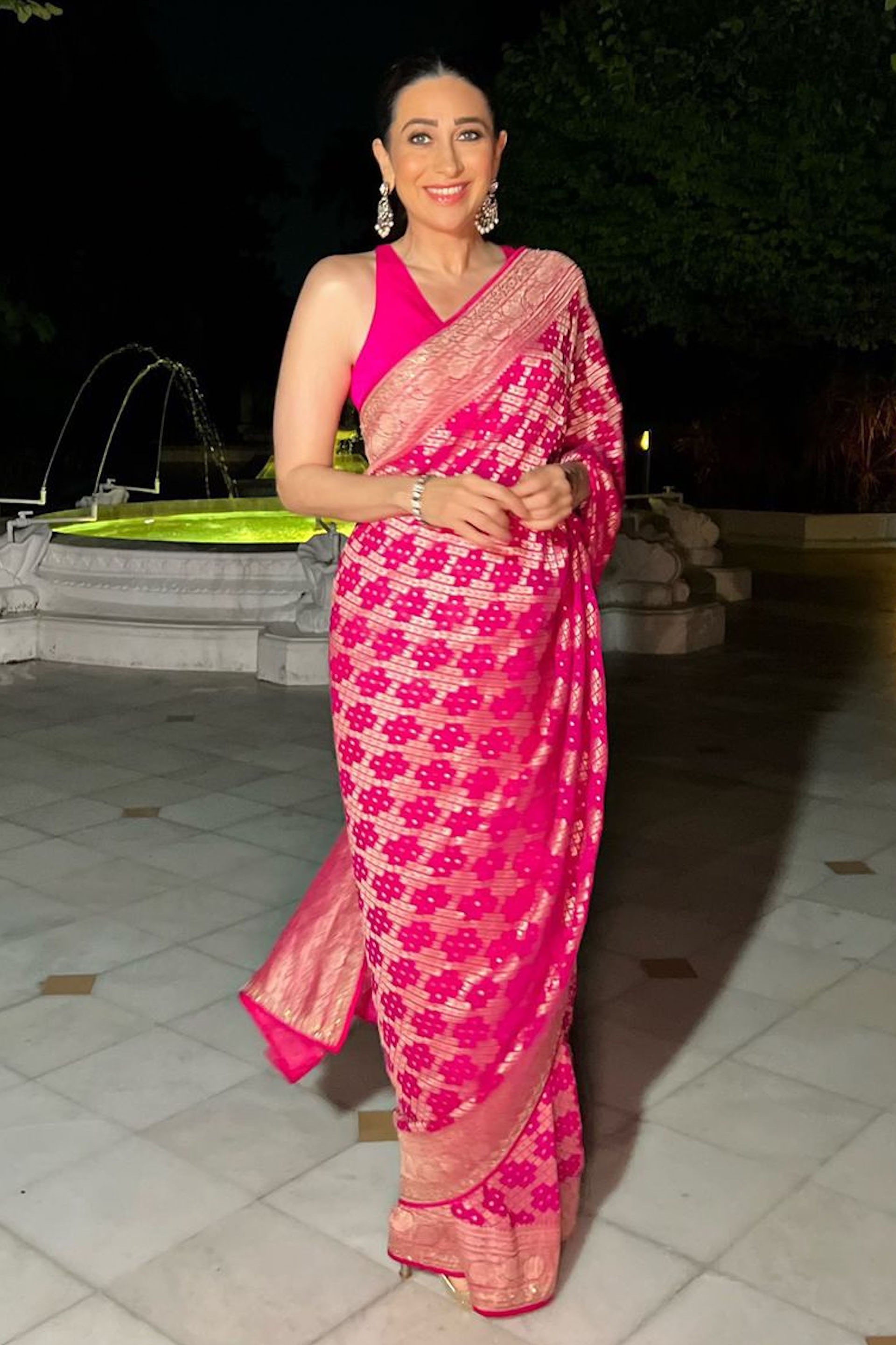 simple light weight gota patti saree in Surat at best price by Vastrasky  Global Pvt Ltd - Justdial